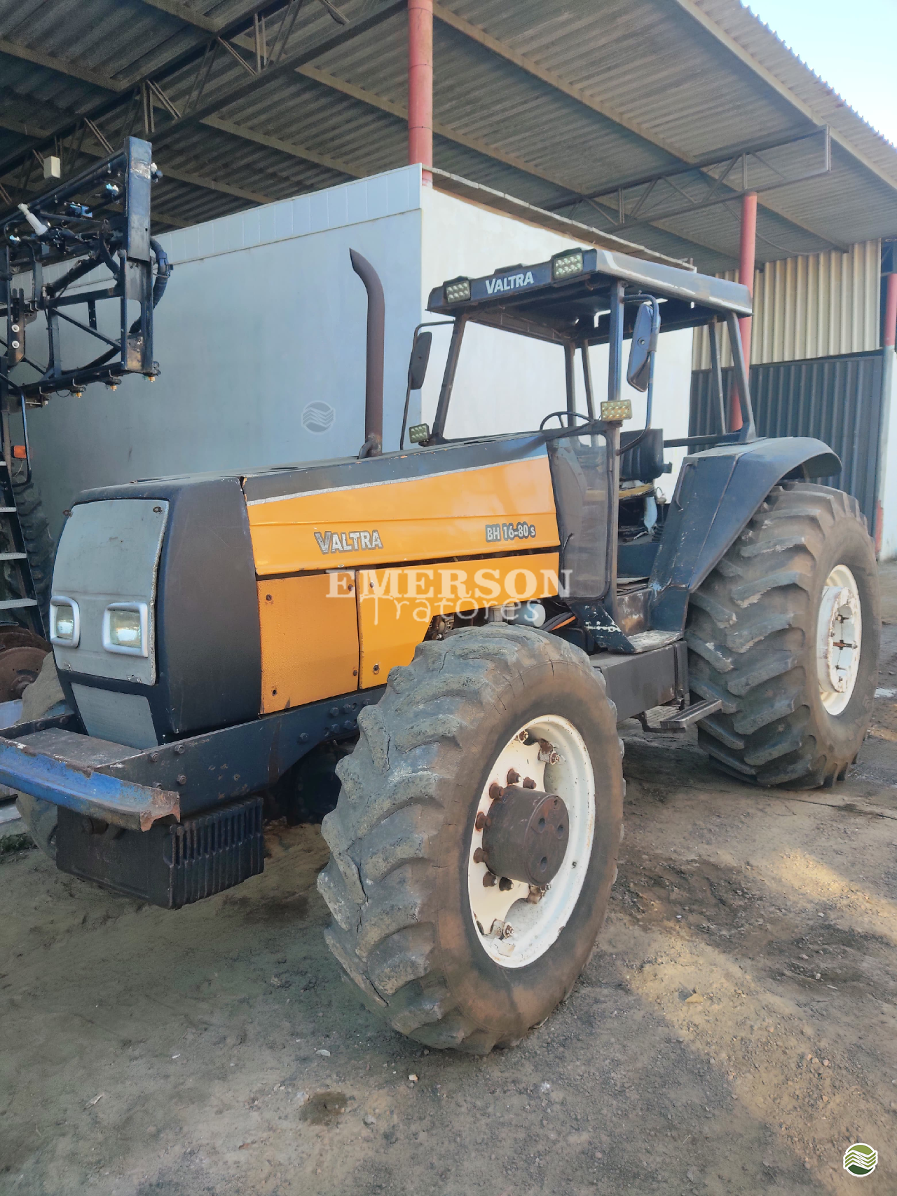 TRATOR VALTRA VALTRA BH 180 Tração 4x4 Emerson Tratores PONTA GROSSA PARANÁ PR